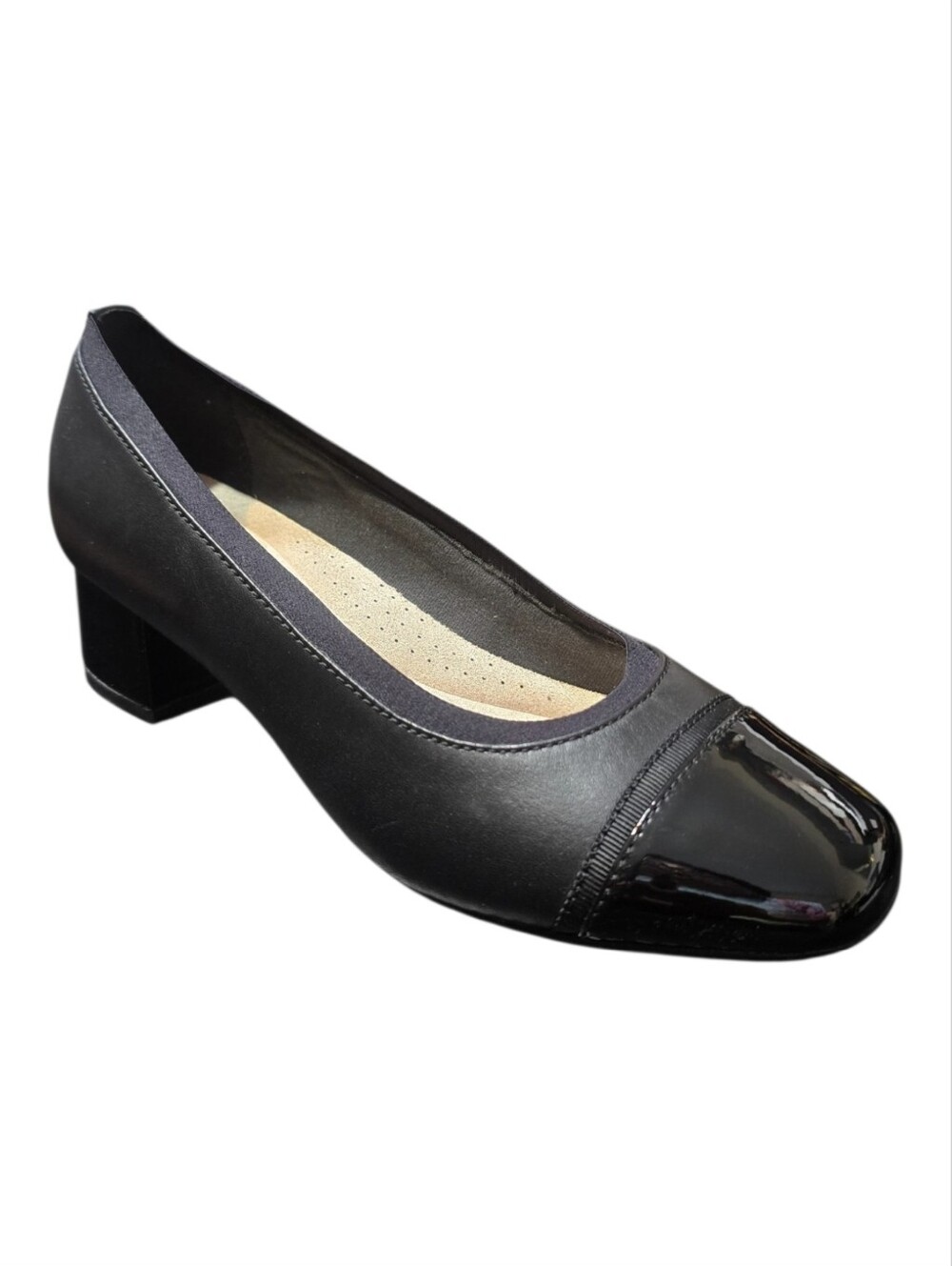 NWT Clarks Marilyn Day Black Leather Patent Cap Toe Block Heel Pumps